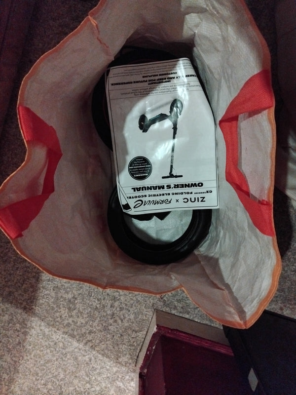 Zinc electric scooter good condition