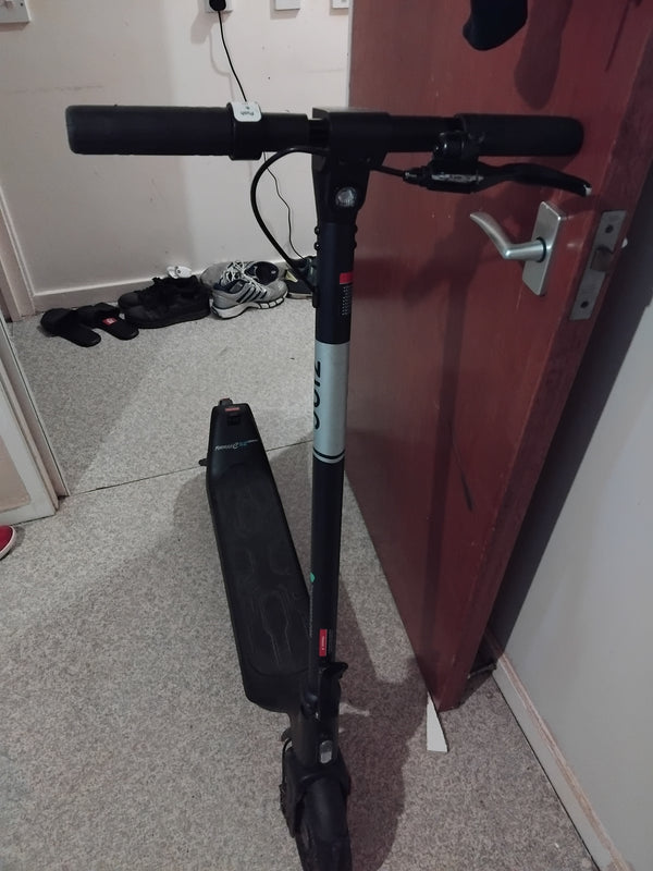 Zinc electric scooter good condition