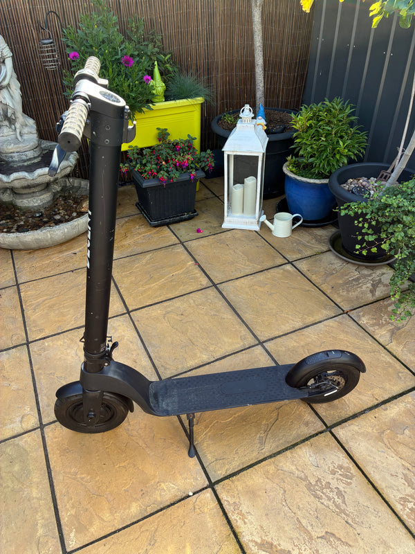 Decent E-Scooter