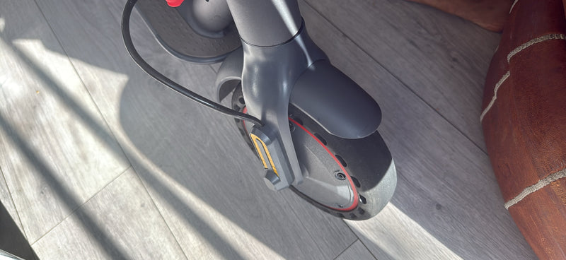 Electric scooter aovo pro