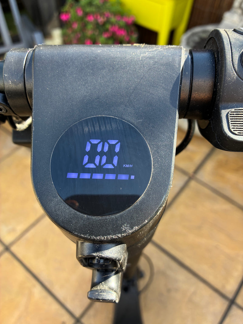Decent E-Scooter