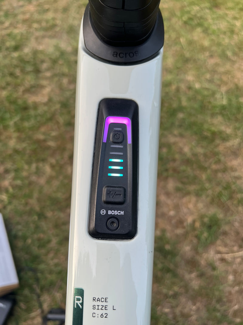 Cube Nuroad Hybrid C:62 Race 400Wh 2026