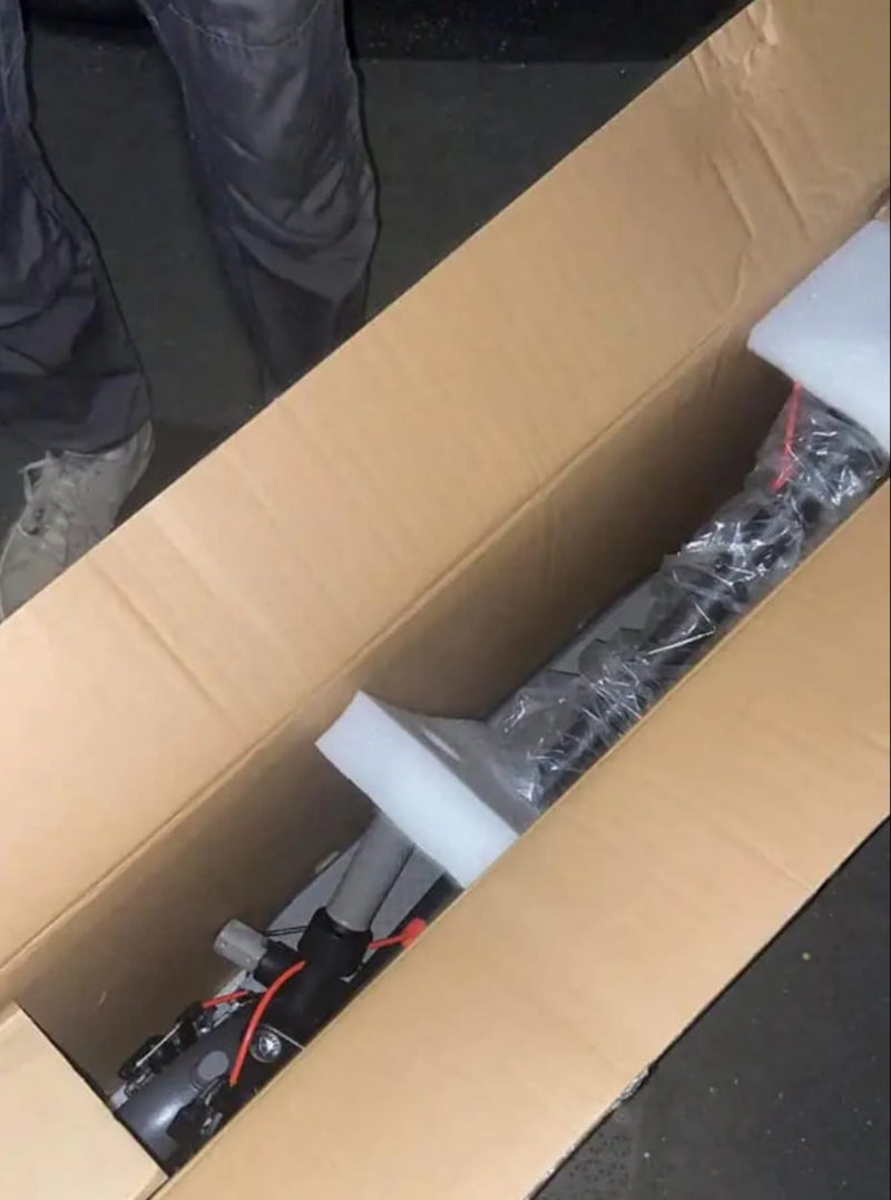 New Adults £260 AVAO Pro ES80 Electric Scooter 35km/h, 400W Motor, IPS65