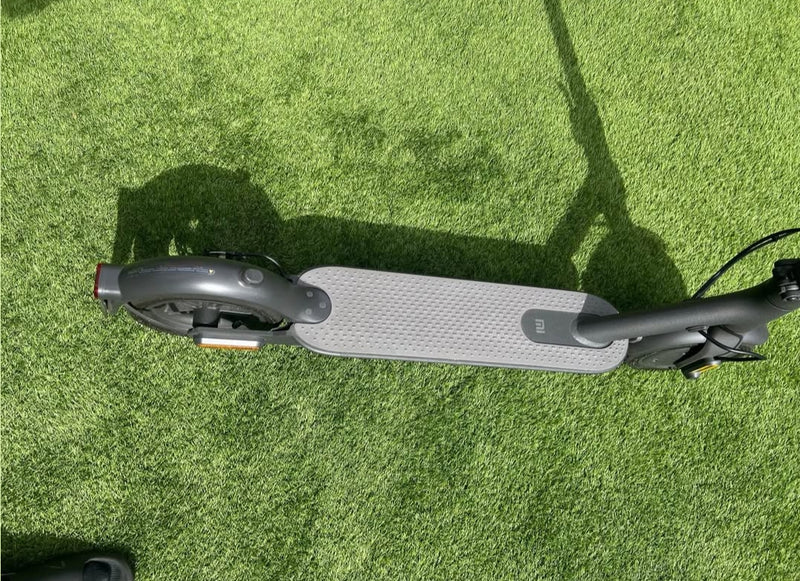 New Adults £260 AVAO Pro ES80 Electric Scooter 35km/h, 400W Motor, IPS65