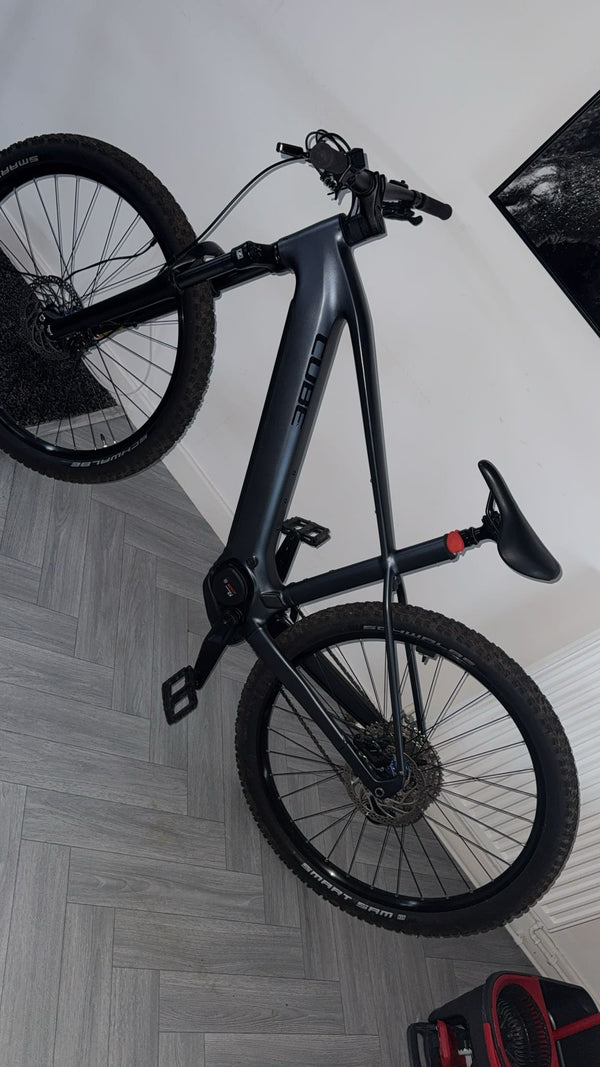 🚲 FOR SALE: 2025 Cube Reaction Hybrid – Bosch Performance Electric Mountain Bike | Matt Grey/Black