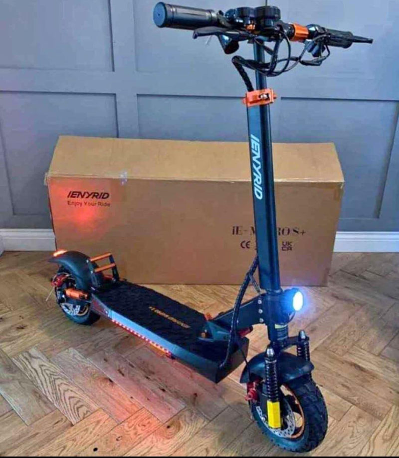 BRAND NEW £500 IENIRID M4 PRO ELECTRIC SCOOTERS FOR SALE