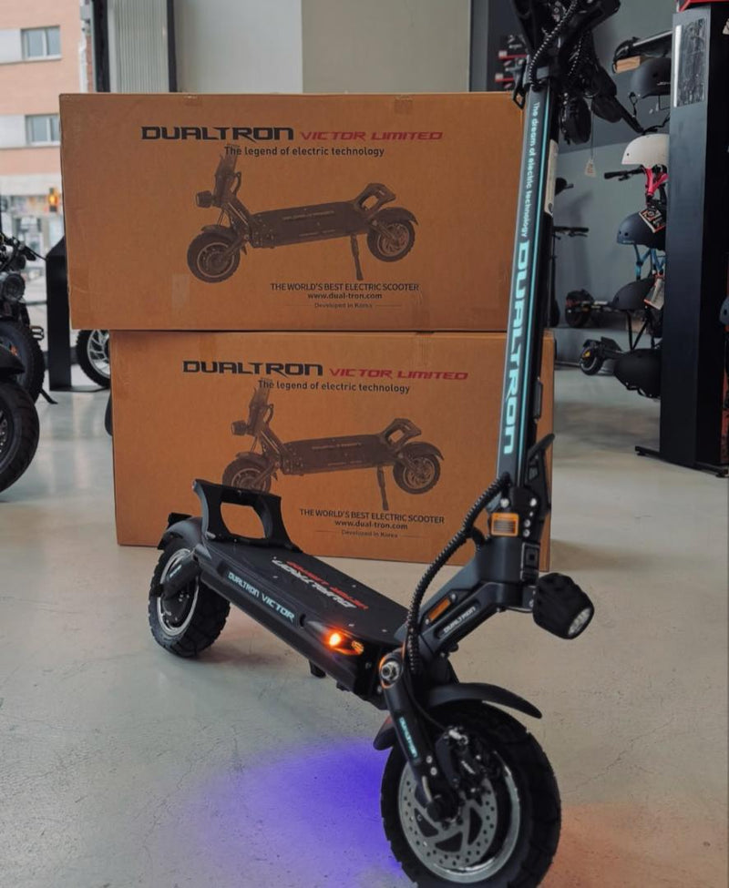 Dualtron Thunder 2 Electric Scooter - 10080W / 40Ah Battery