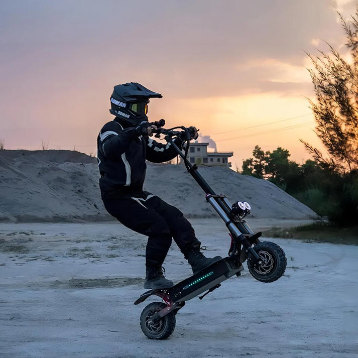 Toursor E5B | Electric Scooter (E-Scooter) | 6000W • 60V 40Ah • 53 MPH • 11” City Road Tyres | Sold by Rydiqo®