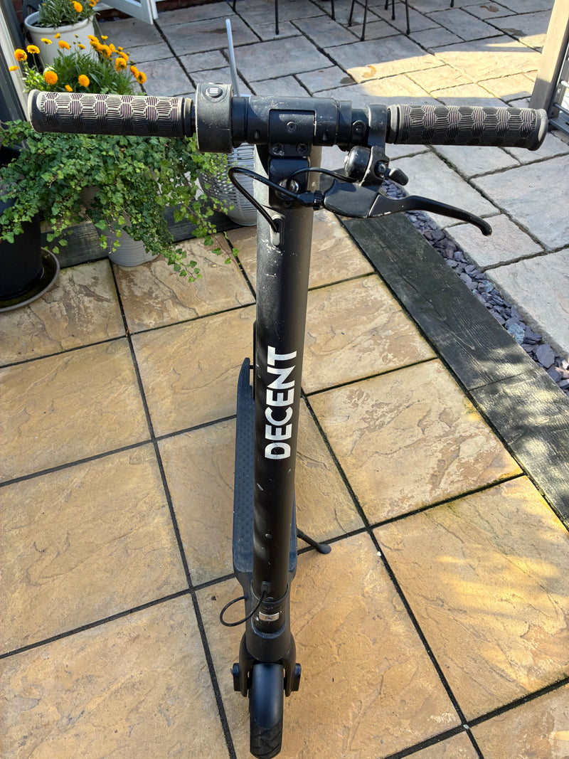 Decent E-Scooter