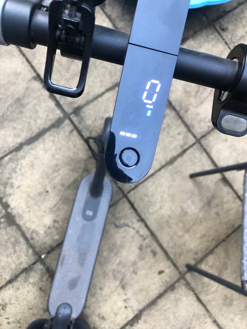 Xiaomi mi 1s electric scooter